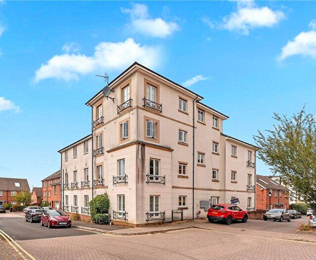 1 Bedroom Flat To Rent In East Fields Road, Stoke Gifford, Bristol, BS16
