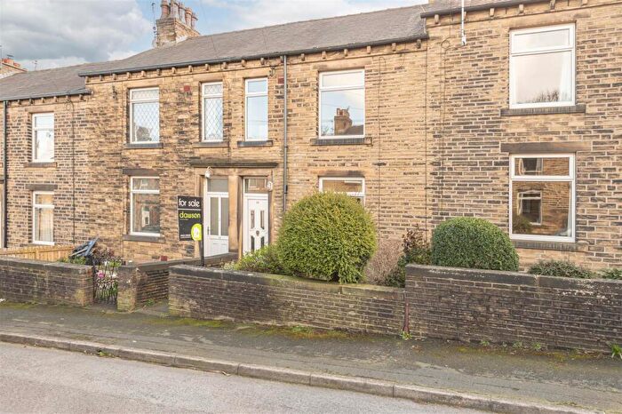 3 Bedroom Terraced House For Sale In Waverley Road, Elland, HX5