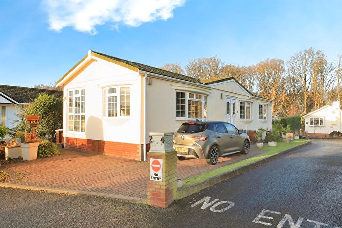 2 Bedroom Detached Bungalow For Sale In Dowles Road, Bewdley, DY12