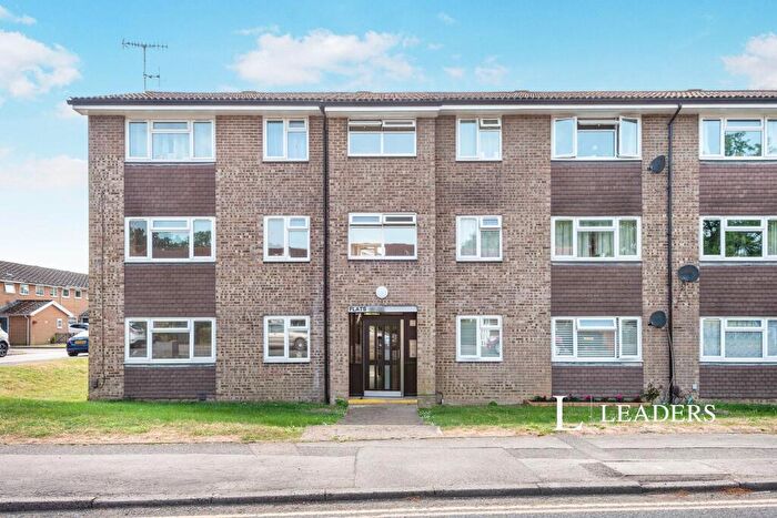 1 Bedroom Flat To Rent In Bushfield Drive, Redhill, RH1