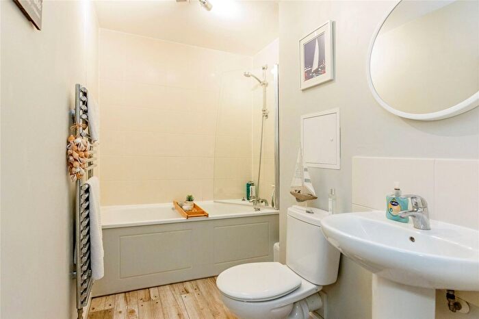 1 Bedroom Flat For Sale In Lime Kiln Road, Bristol, BS1