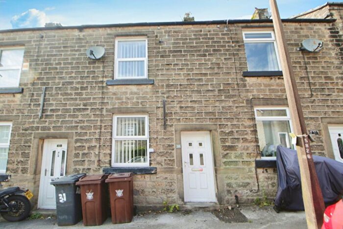 2 Bedroom Terraced House To Rent In Brosscroft, Hadfield, Glossop, Derbyshire, SK13
