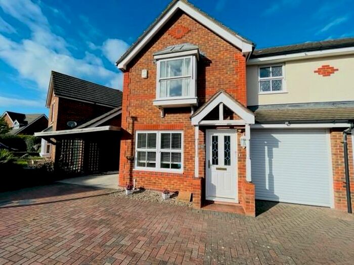 3 Bedroom Semi-Detached House To Rent In Clark Close, Wraxhall, BS48