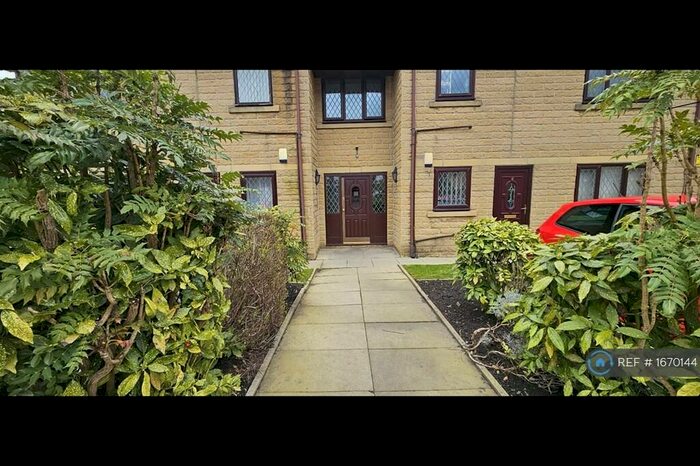 1 Bedroom Flat To Rent In Ashworth Street, Radcliffe, Manchester, M26