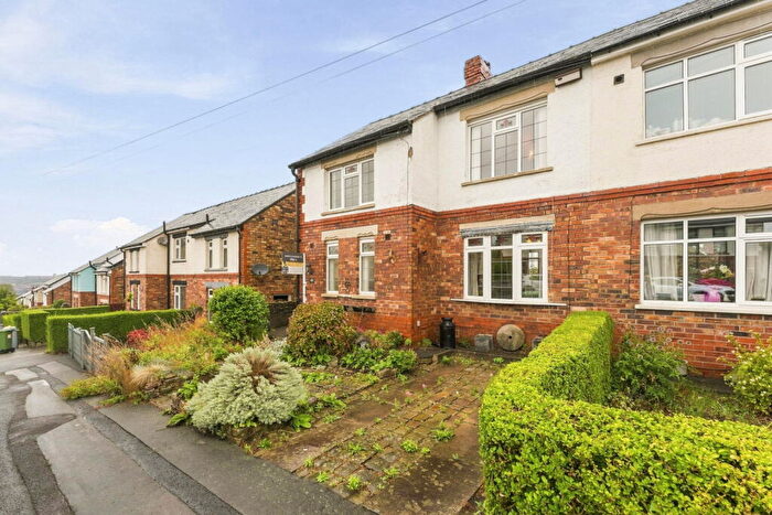 3 Bedroom Semi-Detached House For Sale In Brookfield Lane, Macclesfield, SK11