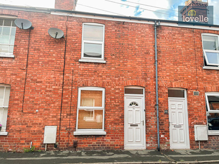 3 Bedroom Terraced House For Sale In Alexandra Road, Louth, LN11