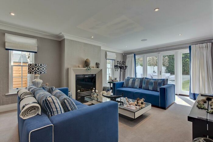 5 Bedroom Detached House To Rent In Fairacres, Cobham, KT11