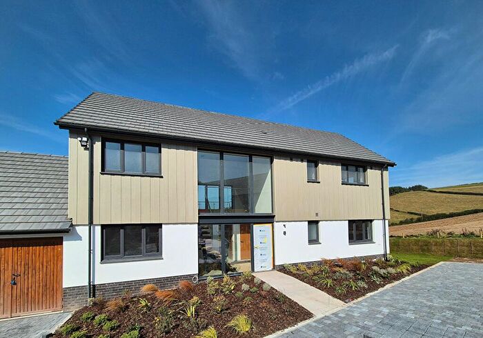 5 Bedroom Detached House For Sale In Knowle, Braunton, EX33