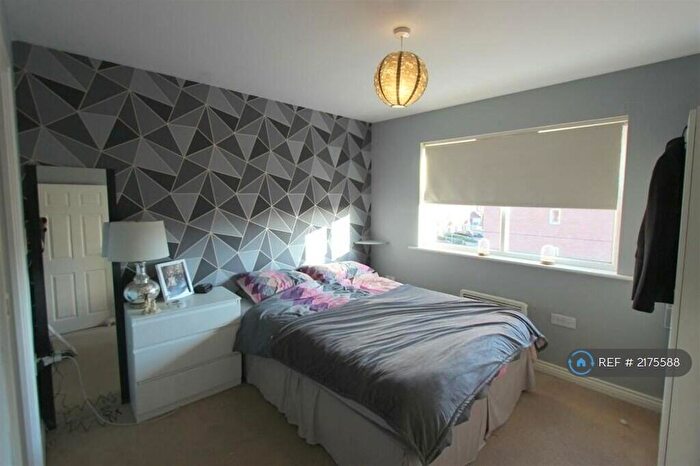 2 Bedroom Flat To Rent In Lowther Drive, Darlington, DL1