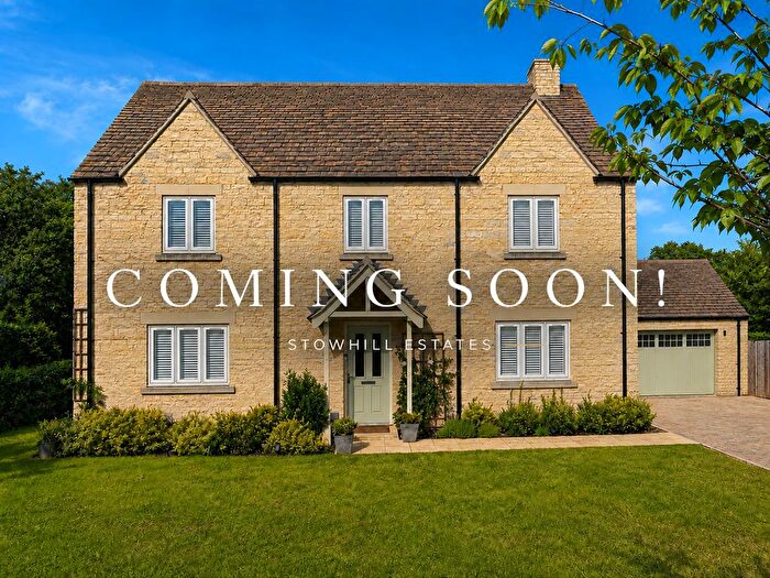 5 Bedroom Detached House For Sale In Somerville Place, Burford, OX18