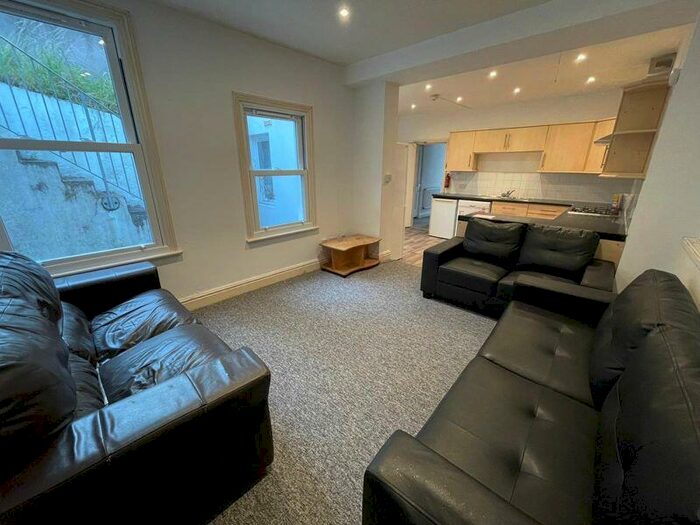 1 Bedroom Terraced House To Rent In Riley Road, Brighton, BN2