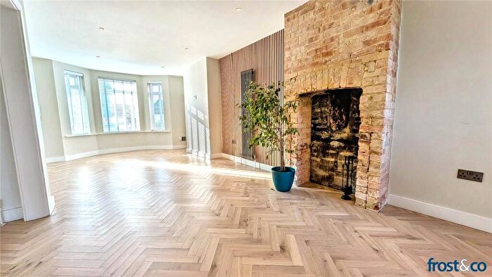 3 Bedroom Terraced House For Sale In Pottery Road, Lower Parkstone, Poole, Dorset, BH14