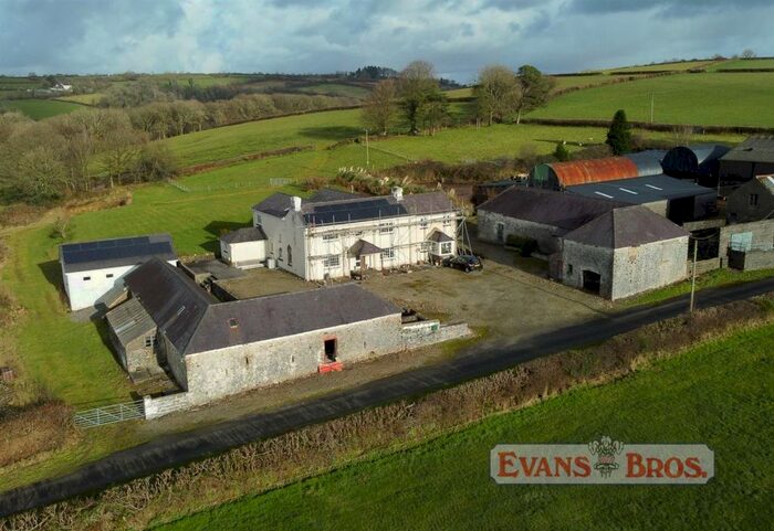4 Bedroom Smallholding For Sale In Blaenycoed, Carmarthen, SA33