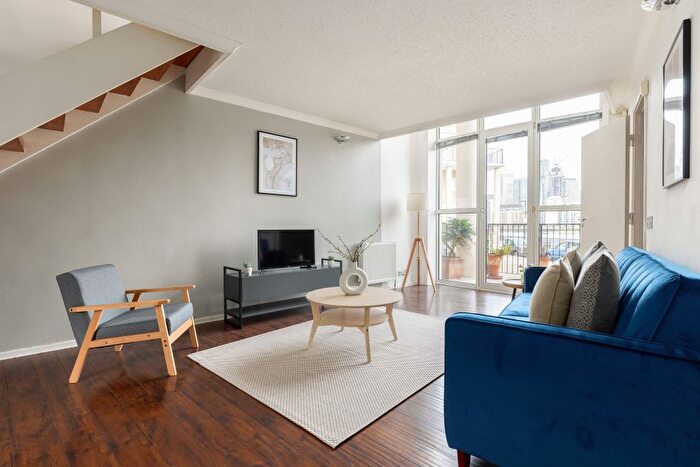 2 Bedroom Flat To Rent In Princes Court, London, SE16