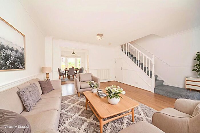 4 Bedroom Terraced House To Rent In Melrose Avenue, London, NW2