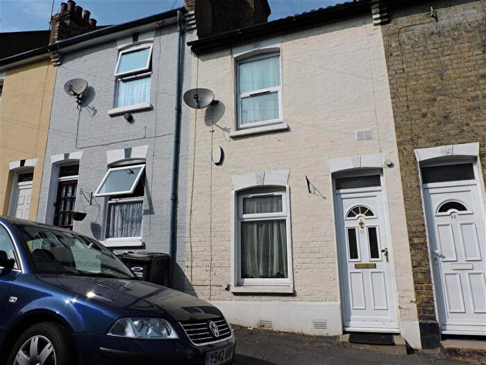 2 Bedroom Terraced House To Rent In Castle Street, Greenhithe, DA9