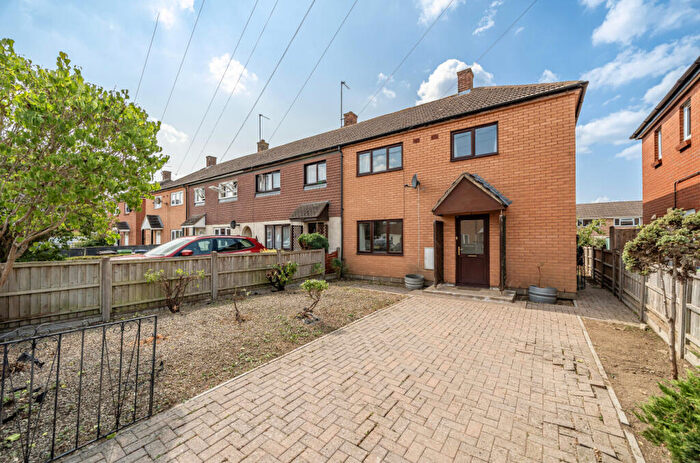 3 Bedroom End Of Terrace House For Sale In Ash Road, Tewkesbury, Gloucestershire, GL20