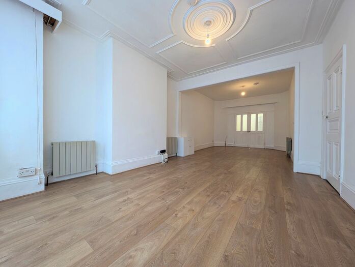 3 Bedroom Terraced House To Rent In Berkshire Gardens, London, N13