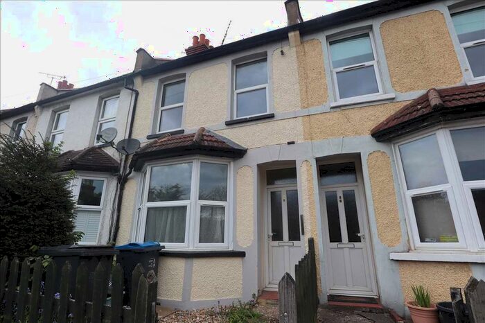 2 Bedroom Terraced House To Rent In Chipstead Valley Road, Coulsdon, CR5