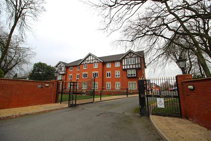 2 Bedroom Apartment To Rent In Orchard Court, Bury, BL9
