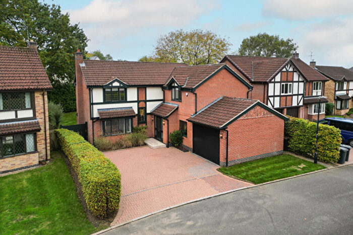 5 Bedroom Detached House For Sale In Holly Court, Bramcote, NG9