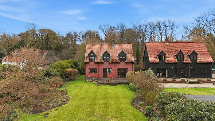 4 Bedroom Detached House For Sale In Back Lane, Monks Eleigh, Ipswich, IP7