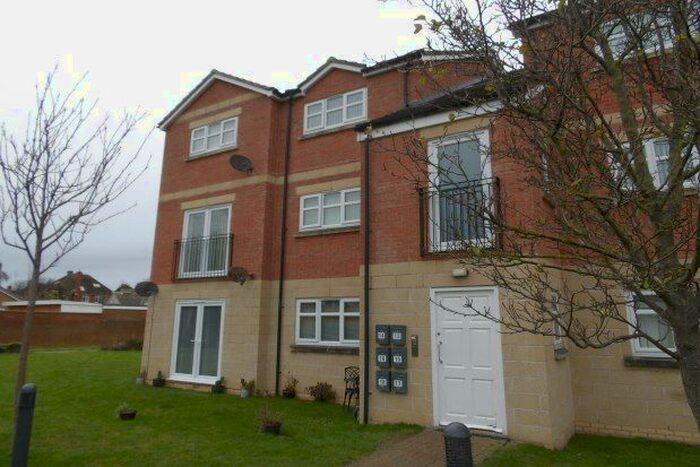 2 Bedroom Flat To Rent In Marton-In-Cleveland, Middlesbrough, TS7