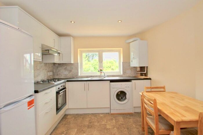 1 Bedroom Flat To Rent In Blockley Road, Sudbury, HA0