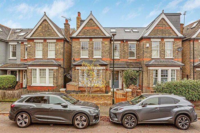 4 Bedroom Semi Detached House For Sale In Carlton Road, East Sheen, SW14