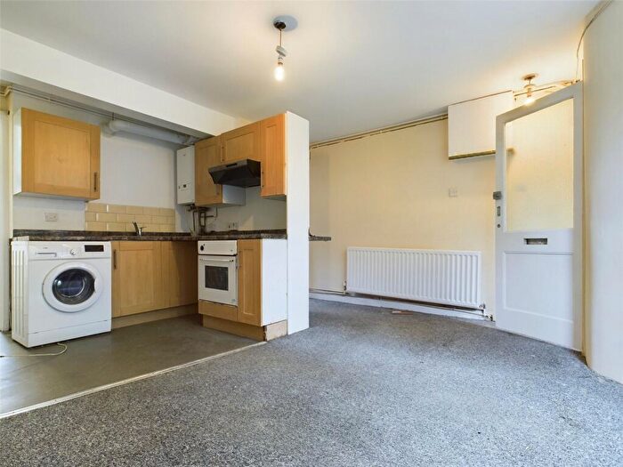 1 Bedroom Apartment To Rent In Clarendon Road, Hove, BN3