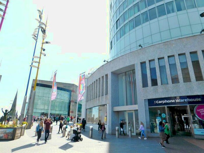 Apartment To Rent In Rotunda, New Street, Birmingham, B2