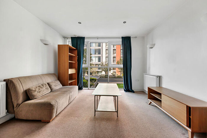 1 Bedroom Flat For Sale In Western Gateway, E16