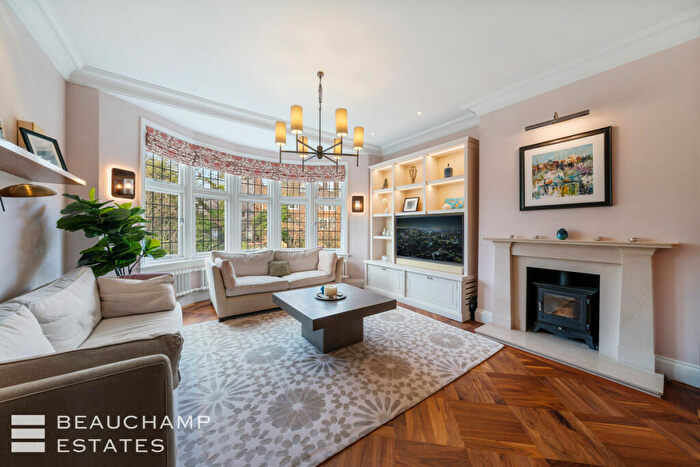 2 Bedroom Apartment To Rent In Oakhill Avenue, London, NW3