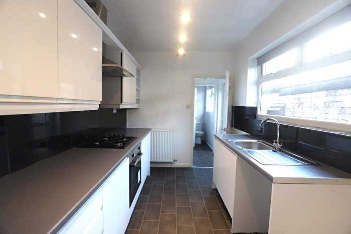 2 Bedroom End Of Terrace House To Rent In Elphinstone Road, Stoke-on-Trent, ST4