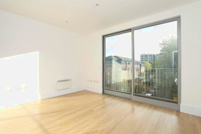 1 Bedroom Flat To Rent In Copenhagen Street, King's Cross, London, N1