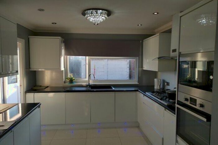 4 Bedroom Property To Rent In Harlow Road, Rainham, RM13