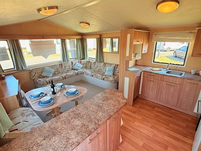 3 Bedroom Park Home For Sale In Dovercourt Holiday Park, Low Rd Harwich, CO12