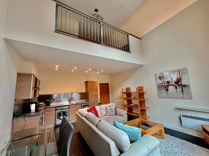 2 Bedroom Apartment To Rent In Pandongate House, City Road, Newcastle Upon Tyne, NE1