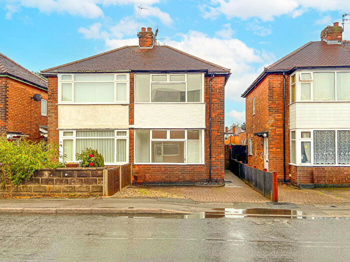 3 Bedroom Semi Detached House For Sale In Walton Road, Chaddesden, DE21