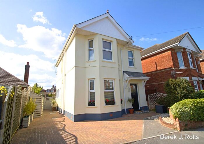 3 Bedroom Detached House For Sale In Naseby Road, Bournemouth, Dorset, BH9