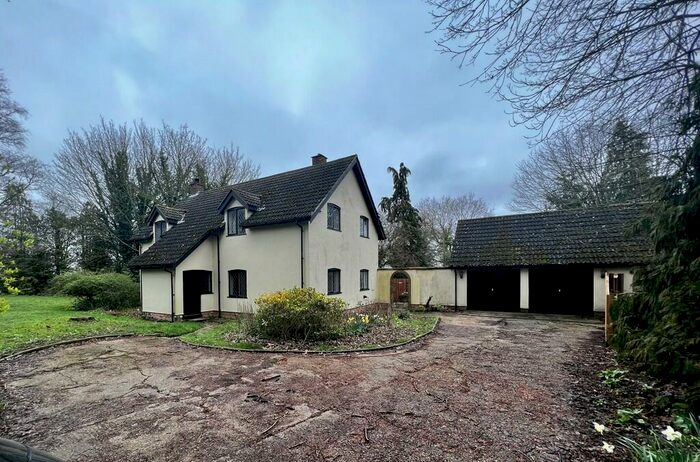4 Bedroom Farm House To Rent In Bildeston Road, Ipswich, IP8