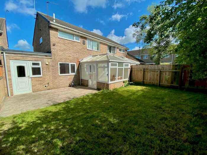 3 Bedroom House To Rent In Faversham Court, Kingston Park, NE3
