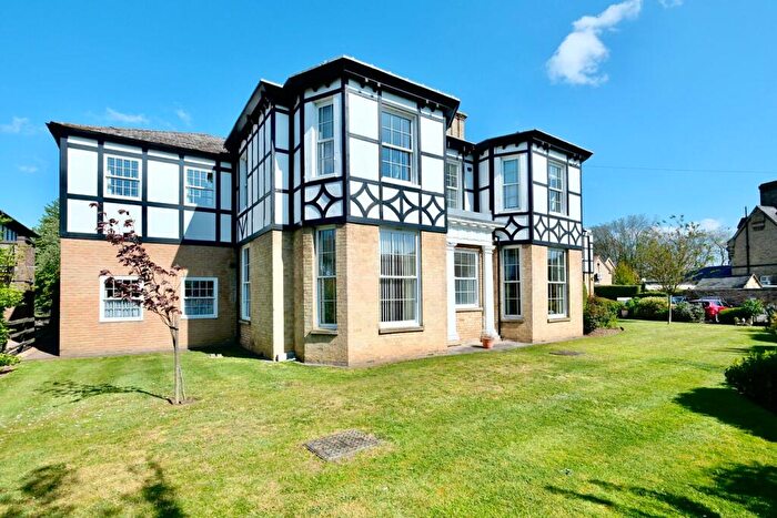 1 Bedroom Flat For Sale In West Street, Godmanchester, Huntingdon, PE29