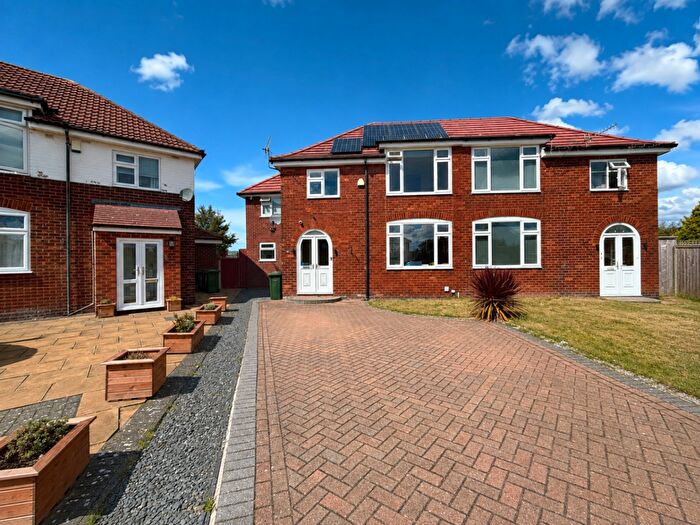 4 Bedroom Semi-Detached House For Sale In Ansdell Grove, Southport, Merseyside, PR9