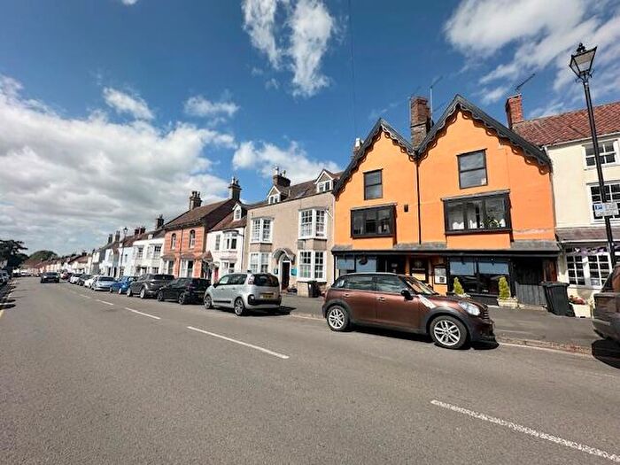 1 Bedroom Flat To Rent In Castle Street, Thornbury, Bristol, BS35