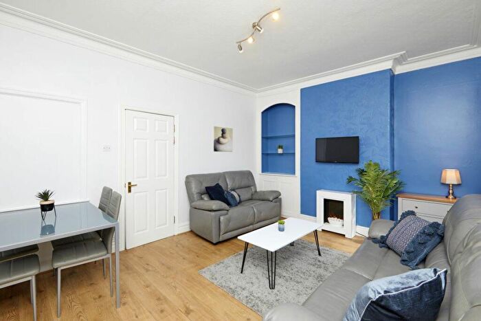5 Bedroom Property To Rent In Stepping Lane, DE1