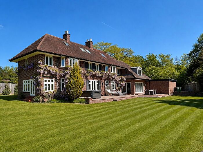 5 Bedroom Detached House To Rent In Fairmile Lane, Cobham, Surrey, KT11