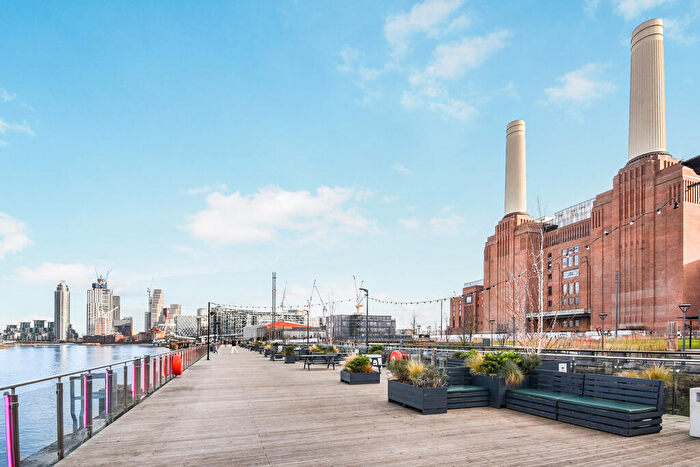 1 Bedroom Apartment For Sale In Electric Boulevard, Nine Elms, SW11