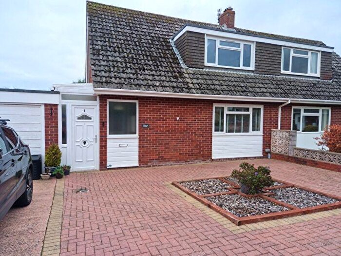 3 Bedroom Semi-Detached House For Sale In Morven Drive, Exmouth, EX8