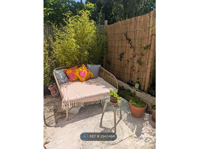 1 Bedroom Flat To Rent In Angles Road, London, SW16